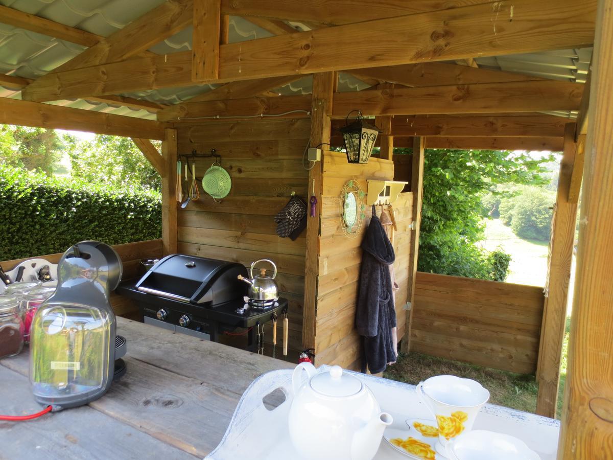 Formidable B&B Saint-Julien-le-Petit Exterior foto